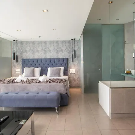Atlantis Boutique City Hotel-3